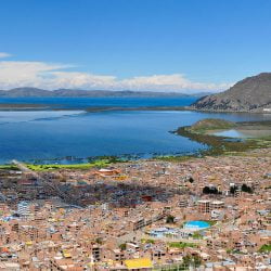Declararían al lago Titicaca en emergencia ambiental