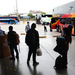 Suspenden vuelos y buses desde y hacia Arequipa para evitar propagación de la Covid-19