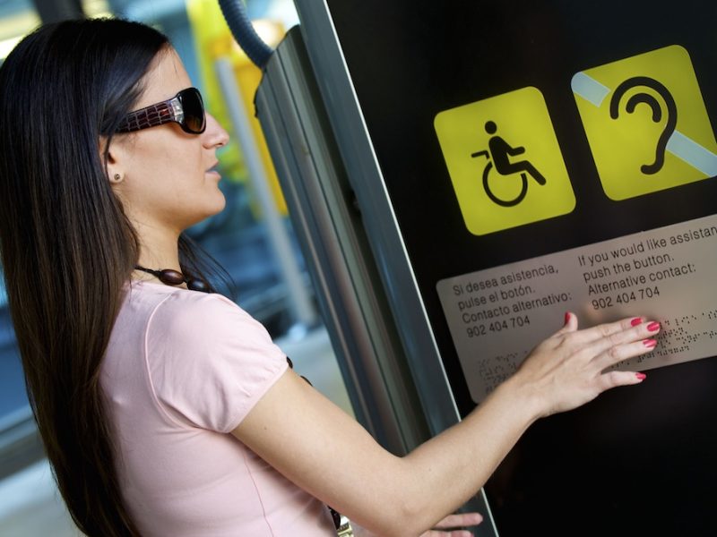 DIscapacidad visual en el aeropuerto