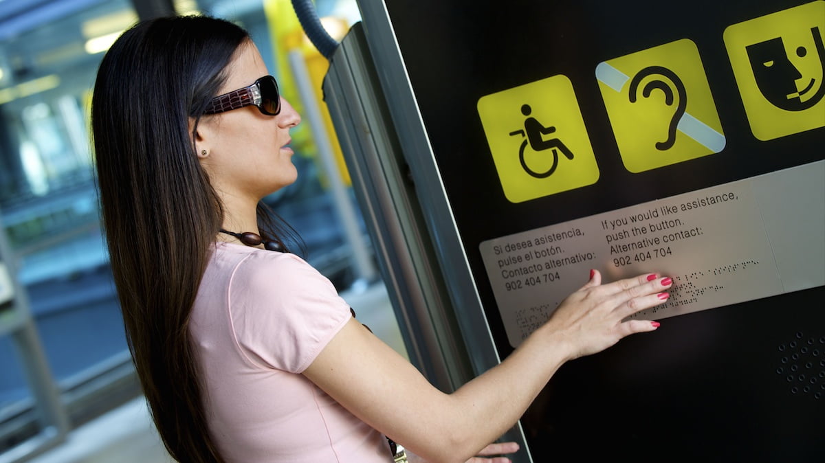 DIscapacidad visual en el aeropuerto